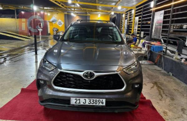 Toyota for sale in Iraq